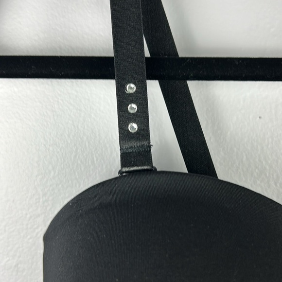 Amoena Strapless Wire Free Black Bra Size 38B - Picture 3 of 9